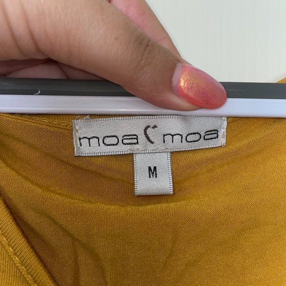 Moa Moa Ruched Top - Picture 4 of 4